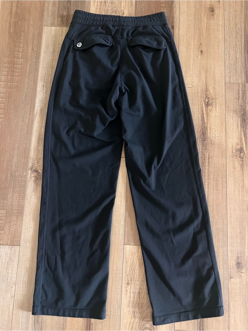 Lululemon Kung Fu Pants Mens M Black Sweatpants Relaxed Drawstring Straight Leg
